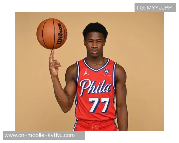 埃奇库姆自信满满精准把握得分机会展现出色表现