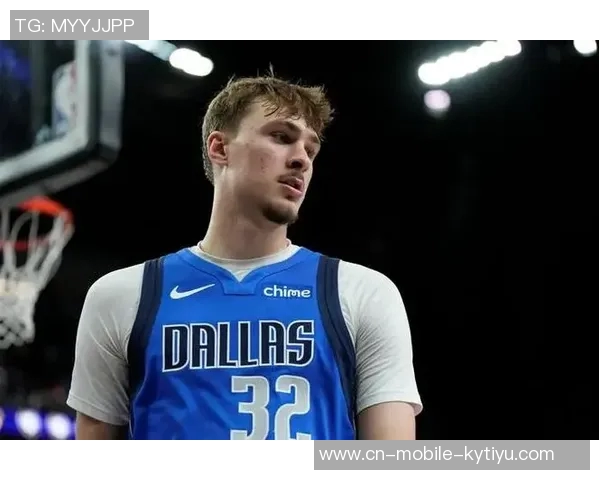 帕金斯预测弗拉格赛季结束将获最佳新秀并进入联盟前25名 帕金斯预测弗拉格赛季结束将获最佳新秀并进入联盟前25名