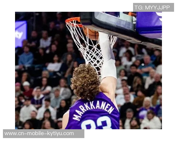 霍里预测马尔卡宁加盟太阳队助力布克提升球队竞争力 霍里预测马尔卡宁加盟太阳队助力布克提升球队竞争力