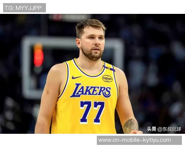 东契奇赛季前两场狂砍92分历史第四高超越乔丹仅次于大帅和浓眉 东契奇赛季前两场狂砍92分历史第四高超越乔丹仅次于大帅和浓眉