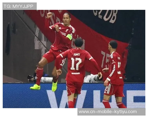 利物浦客战国米海报发布范戴克维尔茨埃基蒂克齐亮相 利物浦客战国米海报发布范戴克维尔茨埃基蒂克齐亮相